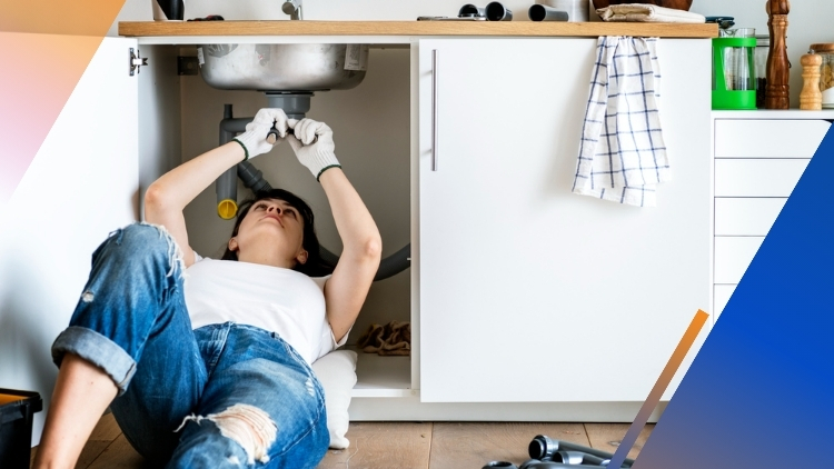 https://www.handymanconnection.net/etobicoke/wp-content/uploads/sites/50/2024/06/How-DIY-Plumbing-In-Your-Etobicoke-Home-Could-Put-Your-Life-In-Danger.jpg