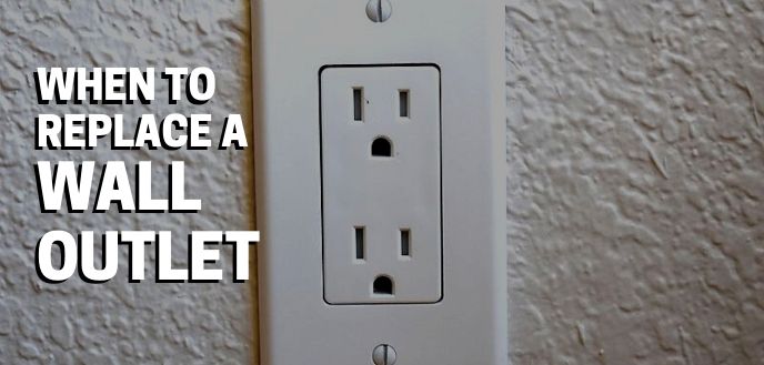 https://www.handymanconnection.net/mississauga/wp-content/uploads/sites/66/2021/05/when-to-replace-a-wall-outlet.jpeg